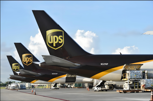 Door to Door DHL FEDEX UPS TNT EMS Express Service Sea Air Shipping Agent China to Europe UAE Freight Forwarder