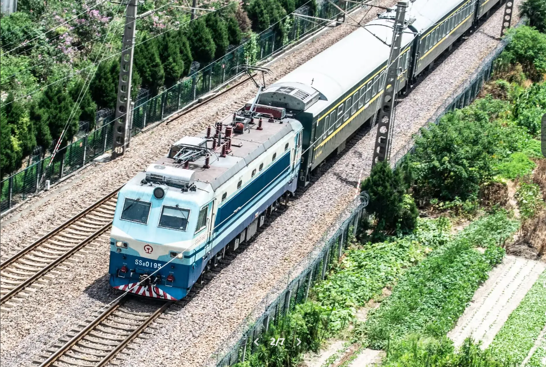 China International Rail Transport Services Rail Freight to Europe Full Train Load for Hazardous Goods